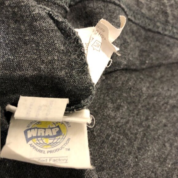 University of Cambridge Official Embroidered Patch Unisex T-Shirt Size M - Picture 10 of 16